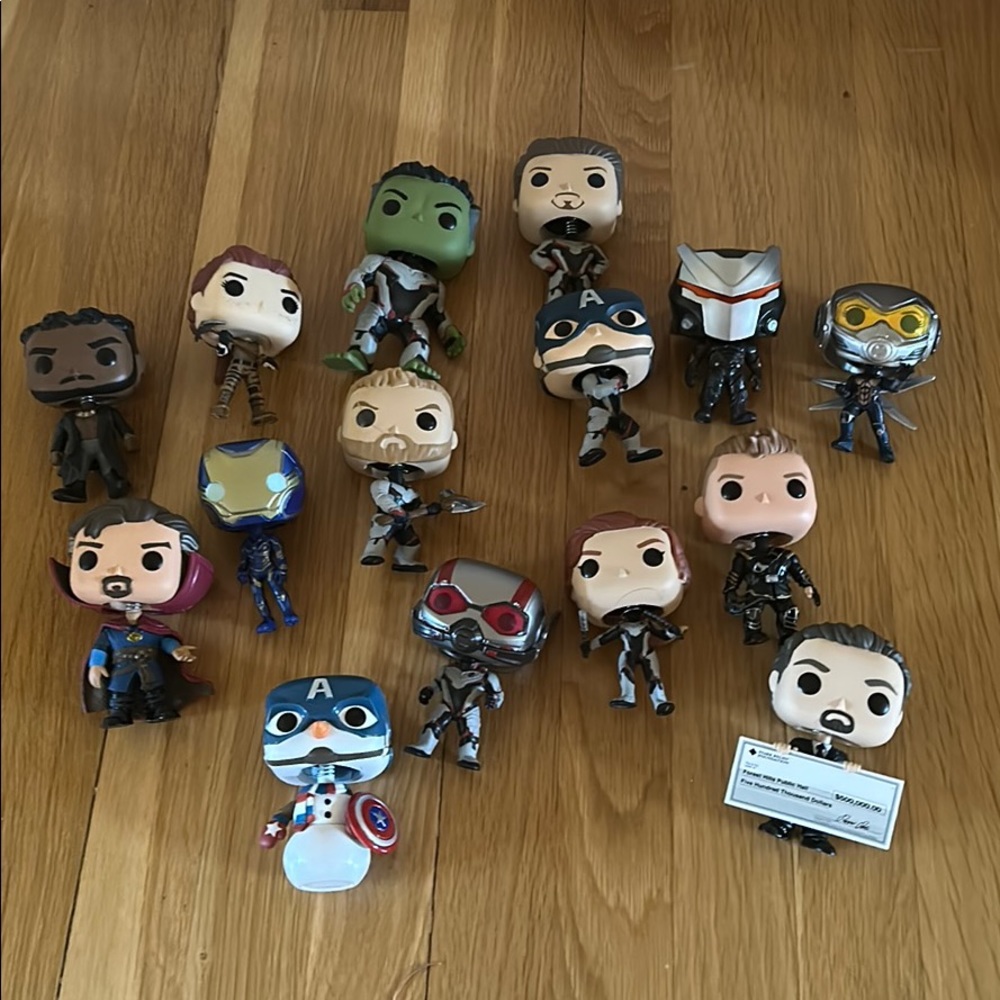 MARVEL POP FUNKOS (bundle) 15!!! ENDGAME bundle